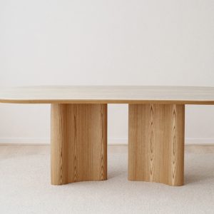 Mesa curva cerámico gris fresno