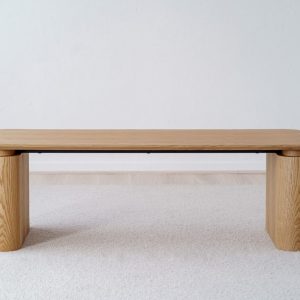 Mesa línea fresno natural