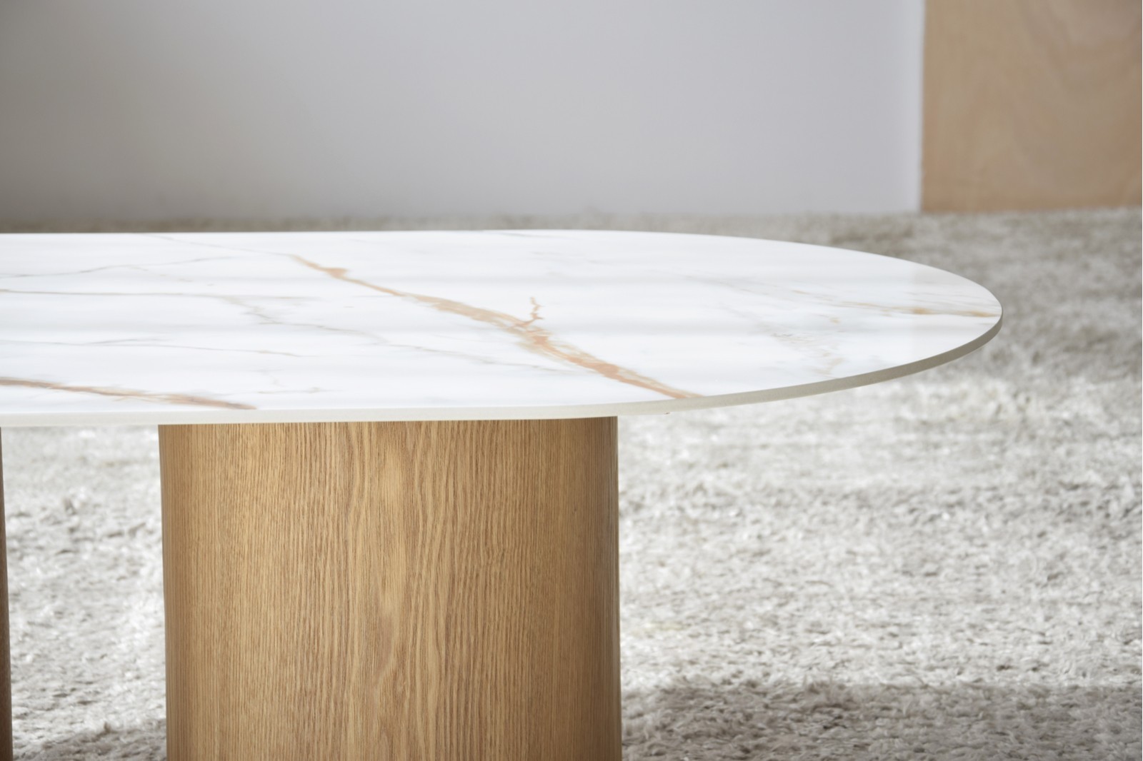 Mesa bahía natural blanco ocre