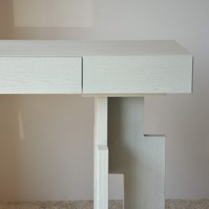 Consola en roble blanco roto